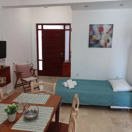 Lena Apartament Retimno