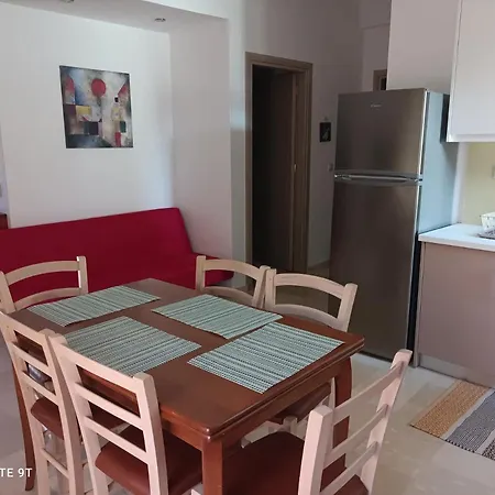 Apartament Lena