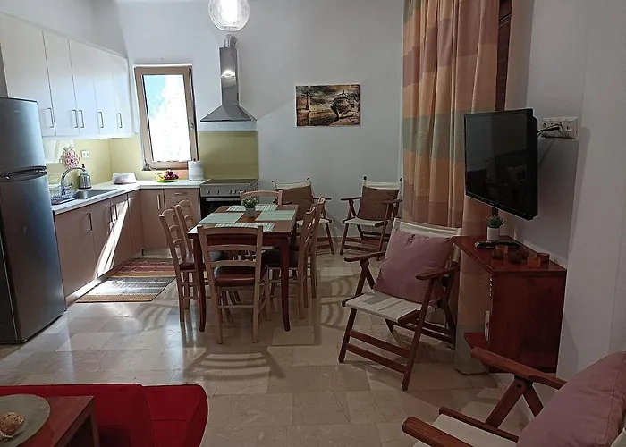 Lena Rethymno (Crete)