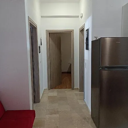 Apartment Lena *